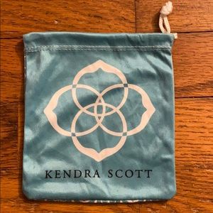 Kendra Scott drawstring jewelry bag